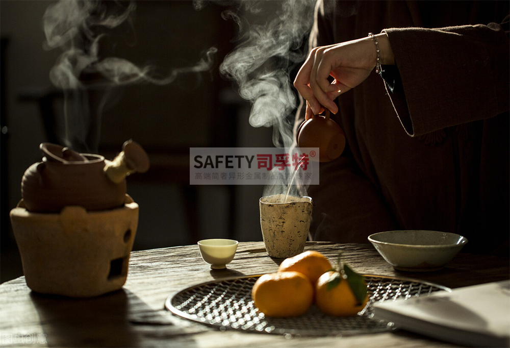圍爐煮茶刷屏，一起來(lái)感受古詩(shī)詞中的茶風(fēng)茶韻「圍爐茶桌，炭火爐」(圖2)